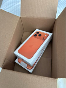 آيفون 17 بور ماكس 256 جيجابايت photo review