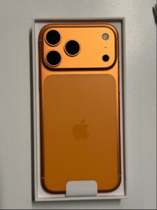 آيفون 17 بور ماكس 256 جيجابايت photo review