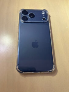 آيفون 17 برو ماكس بسعة 1 تيرابايت photo review